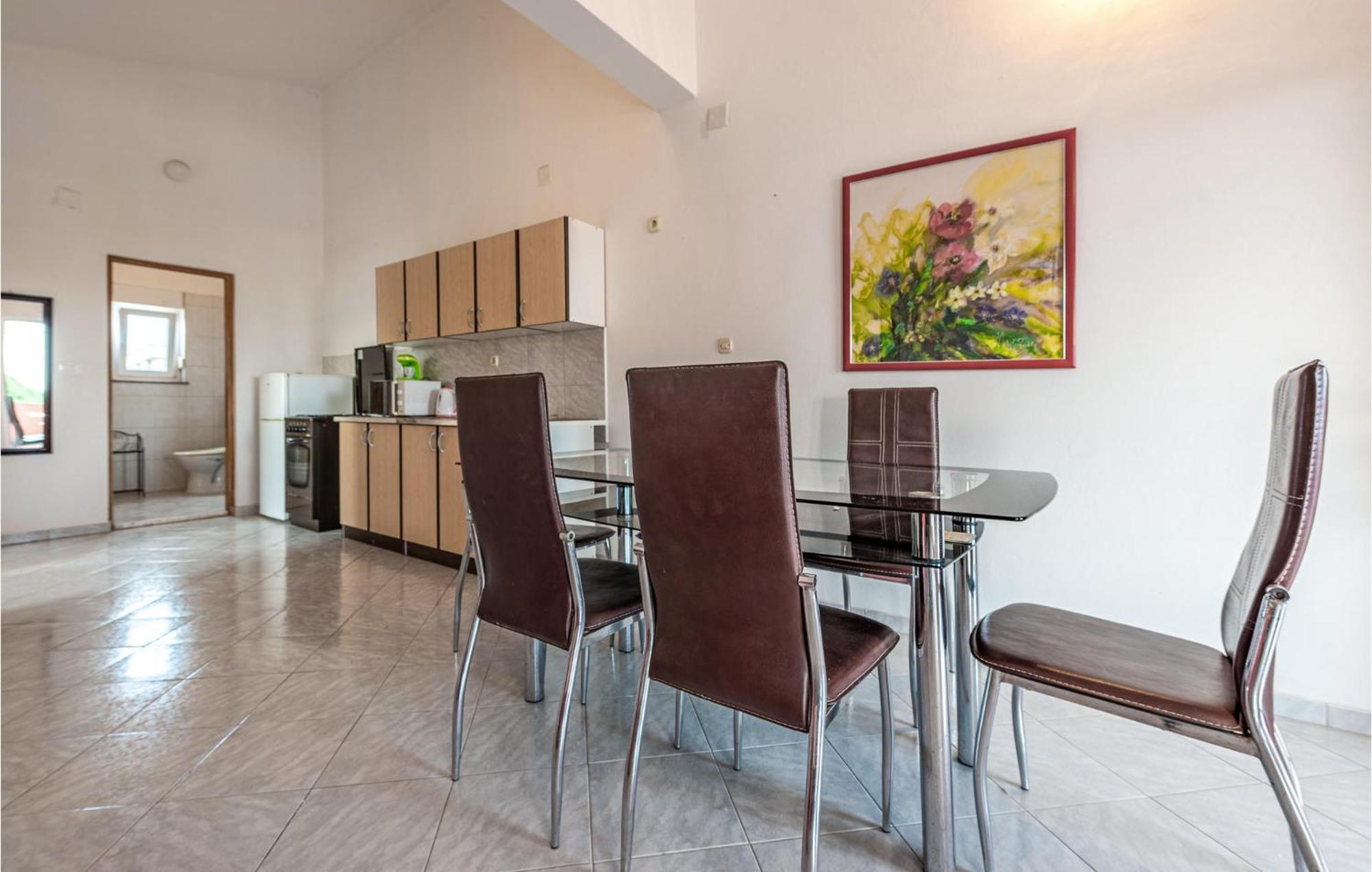 Beautiful Apartment In Vir With Wifi Екстер'єр фото